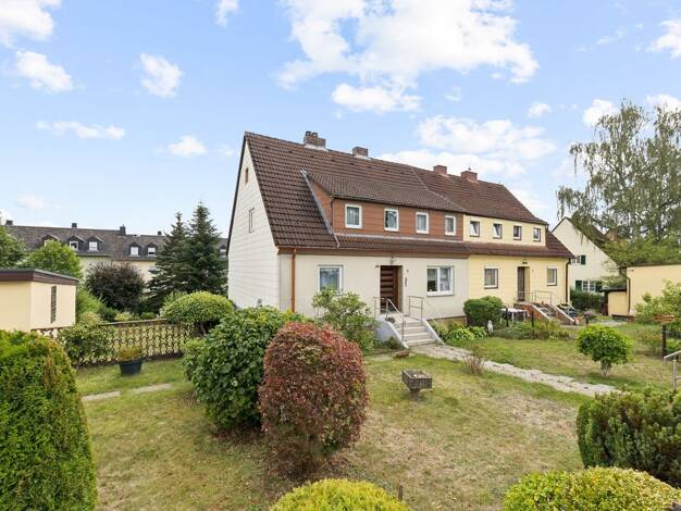 Doppelhaushälfte zum Kauf 159.000 € 5 Zimmer 150 m² 960 m² Grundstück Innenstadt Hof 95032