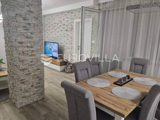Wohnung zum Kauf 175.000 € 3 Zimmer 73 m² 5. Geschoss Metkovic Metkovic
