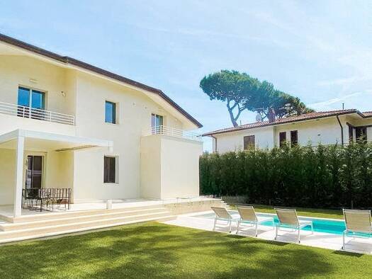Haus zum Kauf 2.700.000 € 180 m² 1.200 m² Grundstück Pietrasanta 55045