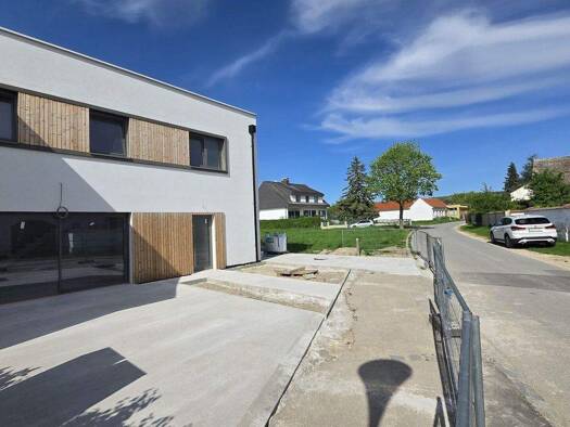 Doppelhaushälfte zum Kauf - Erstbezug 350.000 € 4 Zimmer 105,3 m² Stetten 2100