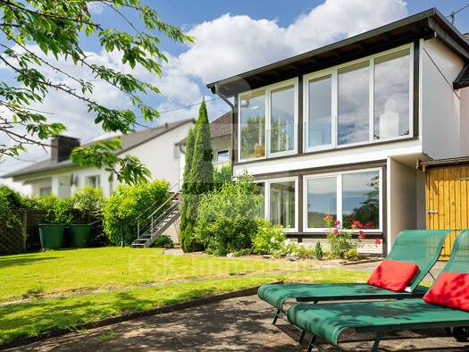 Einfamilienhaus zum Kauf 490.000 € 7 Zimmer 206,7 m² 903 m² Grundstück frei ab 01.10.2025 Wiehl / Oberwiehl 51674