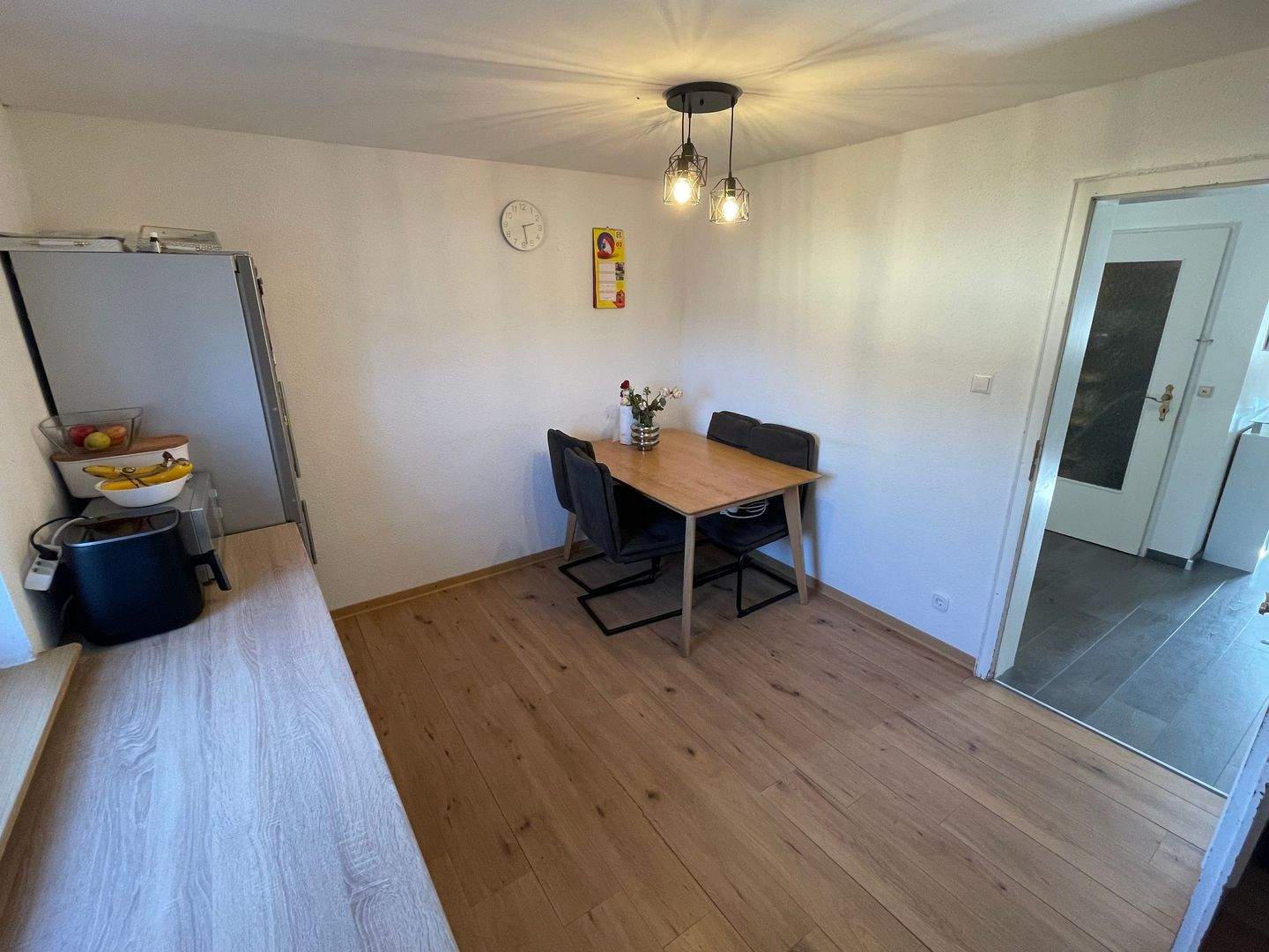 Immobilie in Schwanau - Platz für eine große Familie! Modernisiertes Zweifamilienhaus mit kleinem Garten und großem Hof - Bild 3