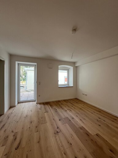 Terrassenwohnung zur Miete 985 € 2 Zimmer 55 m² 1. Geschoss Schwandorferstraße 37 Steinweg - Pfaffenstein Regensburg 93059