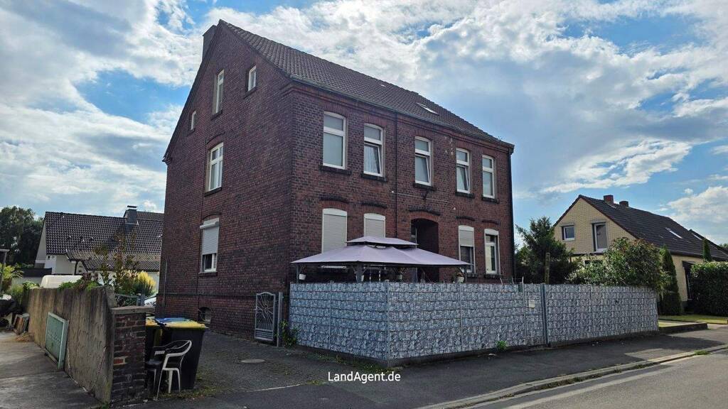 Mehrfamilienhaus zum Kauf als Kapitalanlage geeignet 1.020.000 € 21 Zimmer 499 m² 710 m² Grundstück Heeren-Werve Kamen 59174