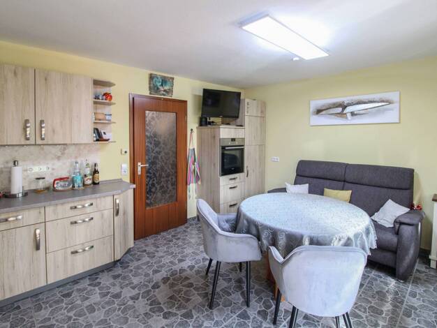 Sonstiges zum Kauf als Kapitalanlage geeignet 395.000 € 4 Zimmer 129,9 m² 173,1 m² Grundstück Tiefenbronn Tiefenbronn 75233