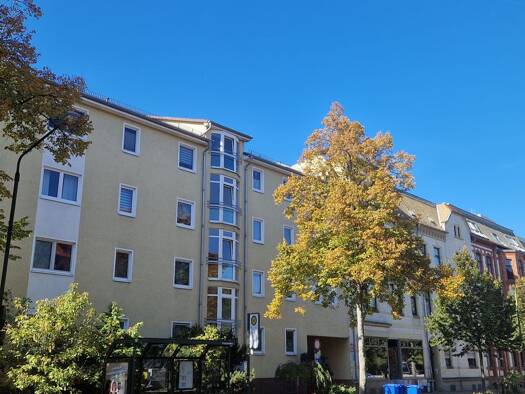 Wohnung zur Miete 480 € 2 Zimmer 68,9 m² Geschoss 1/3 frei ab sofort Gropiusallee 77 Siedlung Dessau-Roßlau 06846