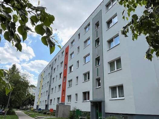Wohnung zur Miete 350 € 3 Zimmer 57,3 m² 2. Geschoss frei ab sofort Ziolkowskistraße 49 Mueßer Holz Schwerin 19063
