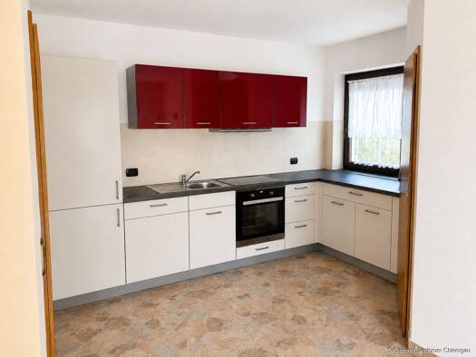 Wohnung zur Miete 950 € 3 Zimmer 79,9 m² frei ab 01.09.2026 Hufschlag Traunstein 83278