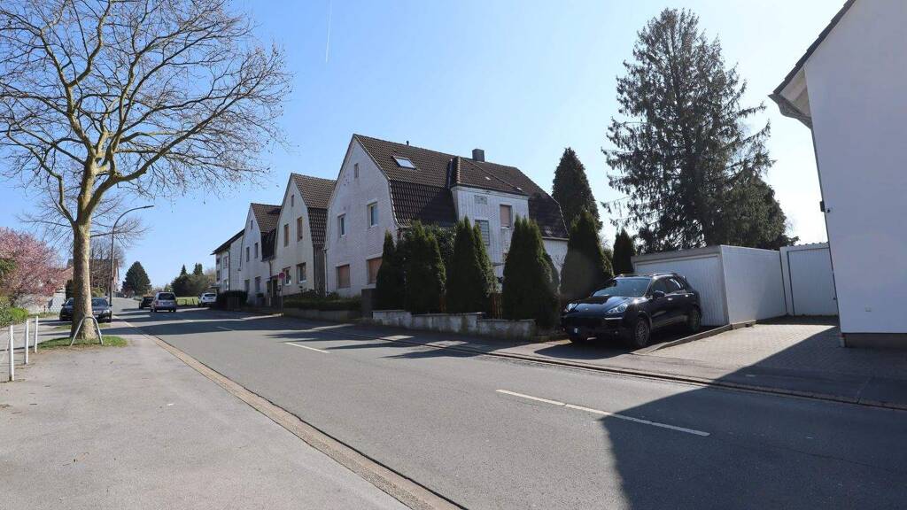 Einfamilienhaus zum Kauf 439.000 € 8 Zimmer 229 m² 300 m² Grundstück Berghofen Dortmund 44267