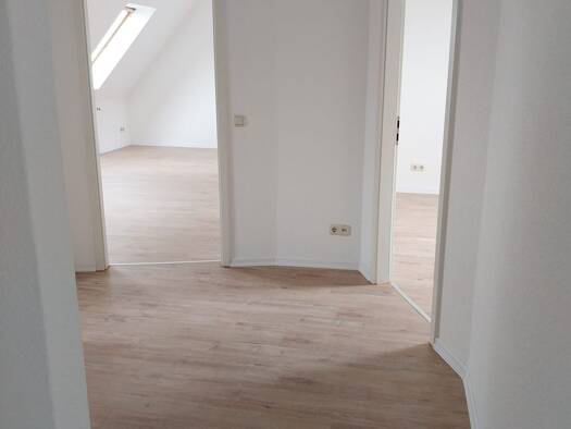 Wohnung zur Miete 390 € 3 Zimmer 65 m² 3. Geschoss Ostrau 04749