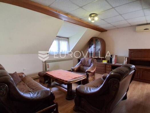 Haus zum Kauf 178.000 € 5 Zimmer 175 m² Zagrebacki Blok Vinkovci