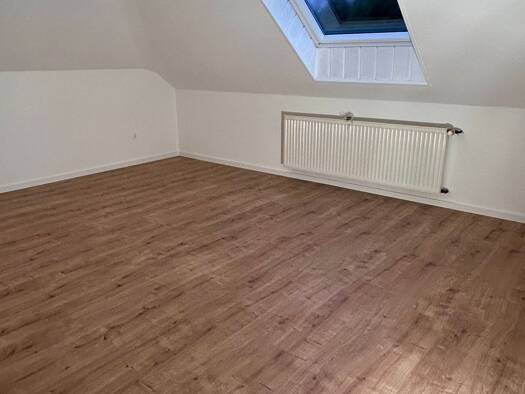 Wohnung zur Miete 610 € 3 Zimmer 85 m² Geschoss 1/2 frei ab 01.12.2025 Neudersum Dersum 26906