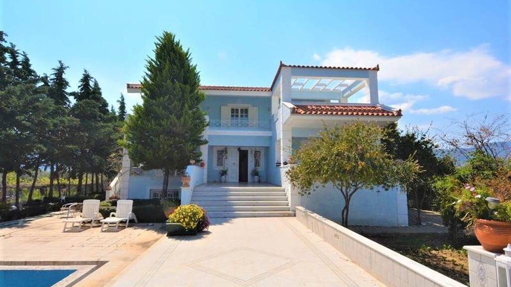 Villa zum Kauf 600.000 € 8 Zimmer 370 m² 2.400 m² Grundstück Astros 22001