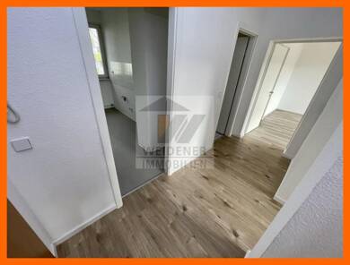 Wohnung zur Miete 450 € 4 Zimmer 69,5 m² 3. Geschoss frei ab sofort Schulstraße 23 Langenberg Gera 07552