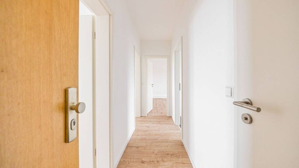 Wohnung zur Miete 621 € 3 Zimmer 69 m² 1. Geschoss Straße des NAW 3 Wyhra Borna 04552