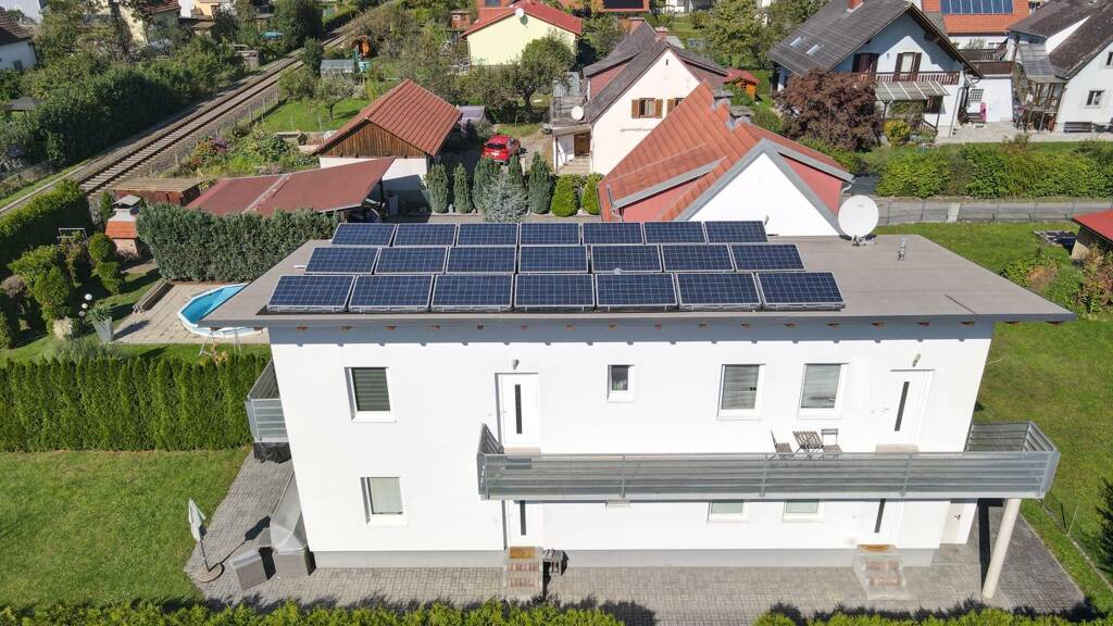 Mehrfamilienhaus zum Kauf als Kapitalanlage geeignet 849.000 € 4 Zimmer 270 m² 1.276 m² Grundstück Straßgang Graz 8053