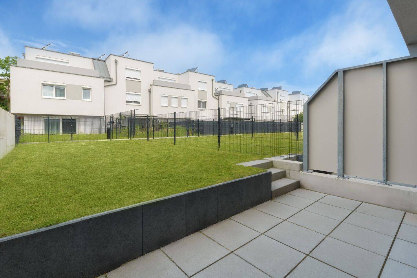 Reihenmittelhaus zum Kauf - Erstbezug - Ansicht 2
