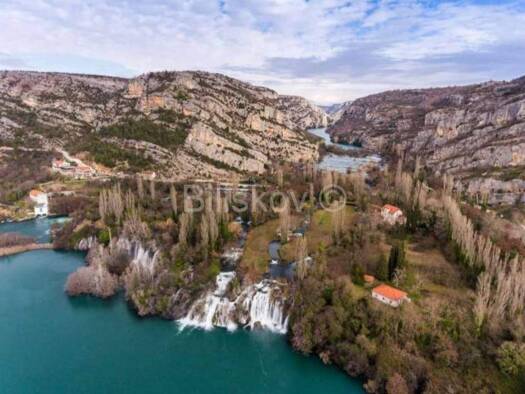 Haus zur Miete 1.500 € 5 Zimmer 150 m² Drnis