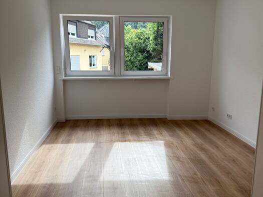Wohnung zur Miete 990 € 3 Zimmer 75 m² Geschoss 1/3 frei ab sofort Ruwermündung 5 Ruwer Trier 54292