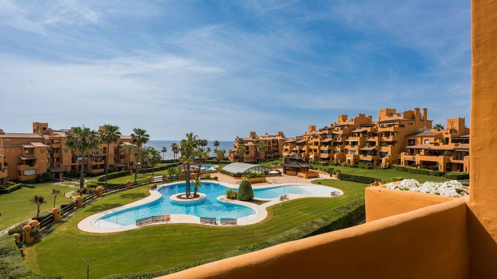 Studio zum Kauf 2.395.000 € 4 Zimmer 146 m² Estepona 29680