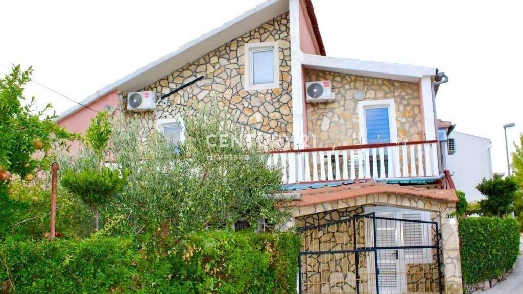 Haus zum Kauf 670.000 € 8 Zimmer 330 m² Bibinje