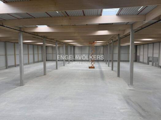 Halle/Industriefläche zur Miete provisionsfrei 4.769 m² Lagerfläche teilbar ab 5.081 m² Velten 16727