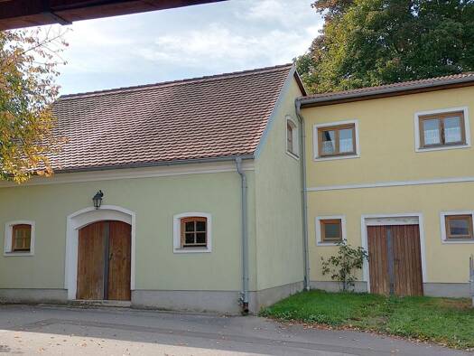 Einfamilienhaus zum Kauf 120.000 € 4 Zimmer 388 m² Grundstück Göllersdorf 2013