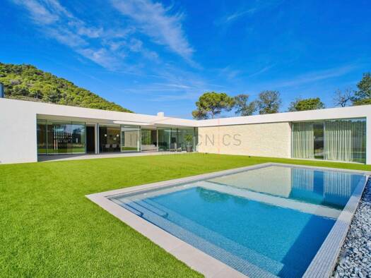 Haus zum Kauf 1.350.000 € 456 m² 1.820 m² Grundstück Vallromanes 08188