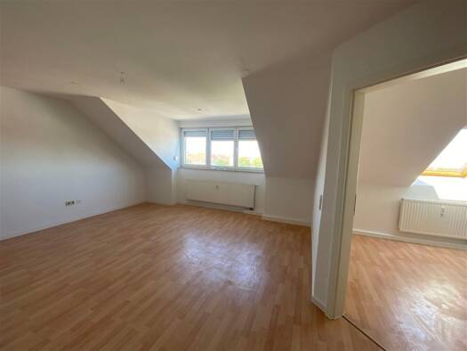 Wohnung zur Miete 380 € 2 Zimmer 40 m² 5. Geschoss frei ab sofort Gorkistraße 33 Schönefeld-Abtnaundorf Nordost 04347