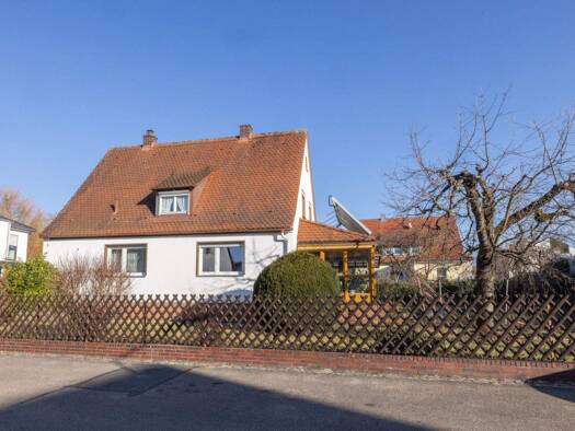 Einfamilienhaus zum Kauf 549.000 € 6 Zimmer 136 m² 808 m² Grundstück frei ab sofort Katzwang Nürnberg 90455