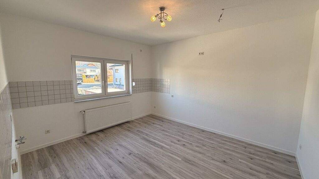 Wohnung zur Miete 990 € 4 Zimmer 120 m² 2. Geschoss Mornshausen Gladenbach / Mornshausen an der Salzböde 35075