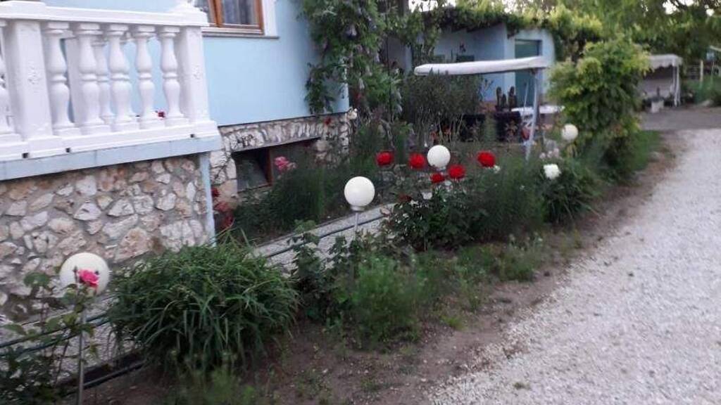 Einfamilienhaus zum Kauf 190.000 € 4,5 Zimmer 84 m² 1.216 m² Grundstück Farád 9321