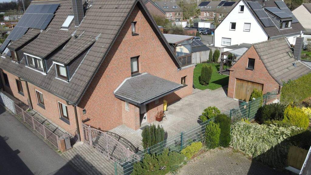Doppelhaushälfte zum Kauf 749.000 € 5 Zimmer 140 m² 351 m² Grundstück Hitdorfweg 13 Wersten Düsseldorf 40591