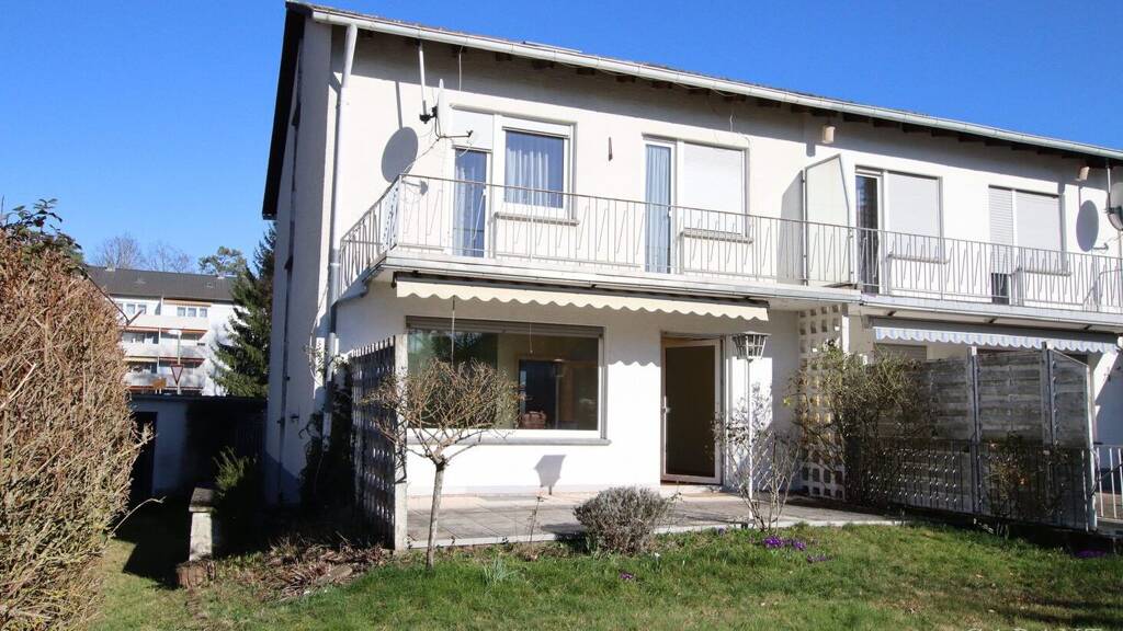 Doppelhaushälfte zum Kauf 180.000 € 4 Zimmer 105 m² 394 m² Grundstück Innenstadt Kaiserslautern 67663