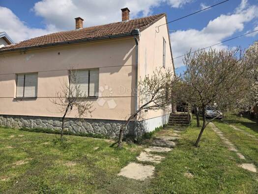 Haus zum Kauf 45.000 € 4 Zimmer 131 m² Normanci, Koska Normanci