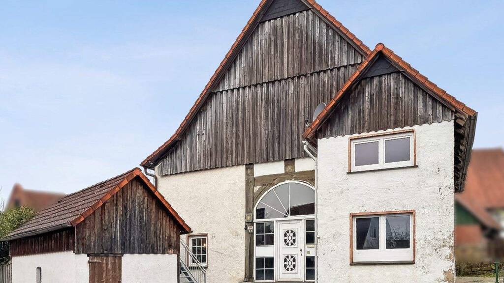 Mehrfamilienhaus zum Kauf 199.000 € 7 Zimmer 241 m² 681 m² Grundstück Brakelsiek Schieder-Schwalenberg 32816