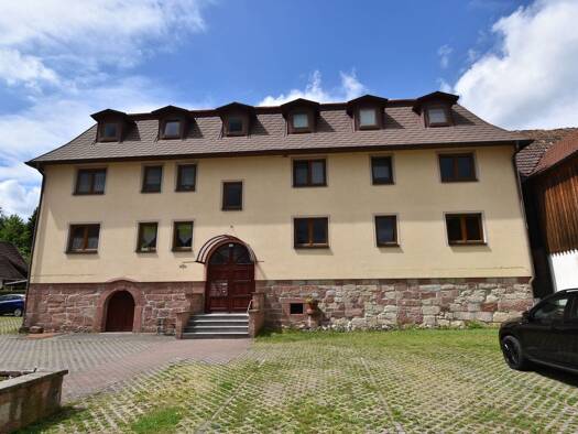 Wohnung zur Miete 425 € 2 Zimmer 63 m² Zella-Mehlis 98544