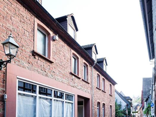 Stadthaus zum Kauf als Kapitalanlage geeignet 545.000 € 10 Zimmer 231 m² 247 m² Grundstück Miltenberg Miltenberg 63897