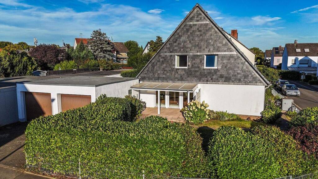 Einfamilienhaus zum Kauf 520.000 € 7 Zimmer 184 m² 601 m² Grundstück Wallau Hofheim am Taunus 65719