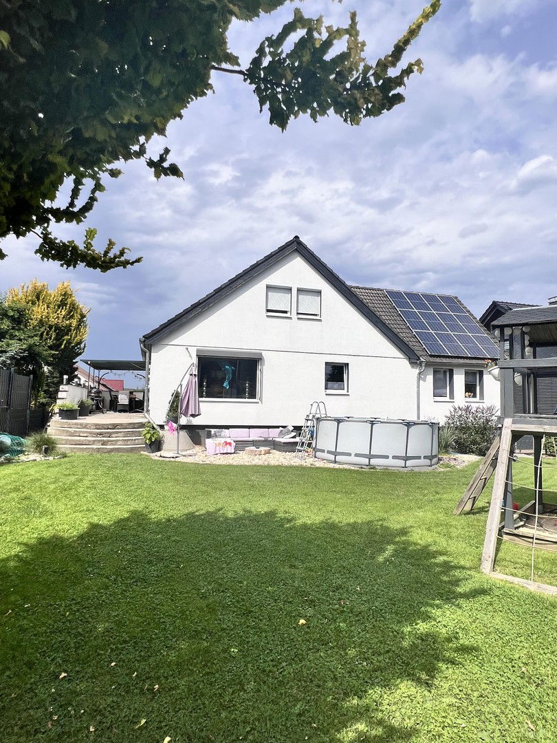 Einfamilienhaus zum Kauf provisionsfrei 480.000 € 8 Zimmer 190 m²<br/>Wohnfläche 1.000 m²<br/>Grundstück Leinefelde Leinefelde 37327