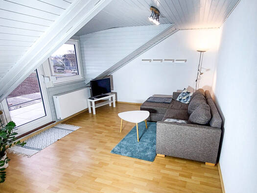 Studio zur Miete 650 € 2 Zimmer 62 m² 2. Geschoss frei ab 01.09.2025 Flugplatzstr. Kitzingen Kitzingen 97318