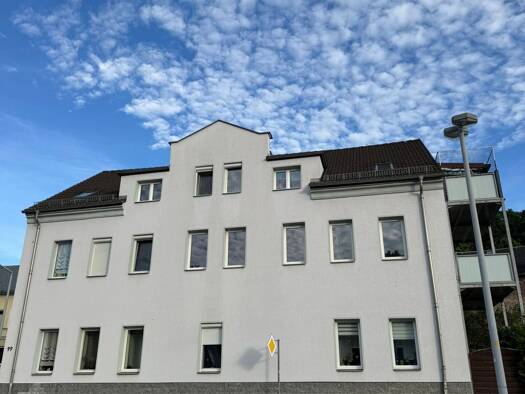 Wohnung zum Kauf 28.000 € 2 Zimmer 45 m² 2. Geschoss frei ab sofort Oberreichenbacher Straße 99 Reichenbach Reichenbach 08468