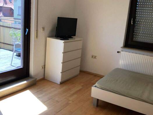 Terrassenwohnung zum Kauf 359.000 € 3 Zimmer 92 m² frei ab sofort Zuffenhausen Stuttgart 70435