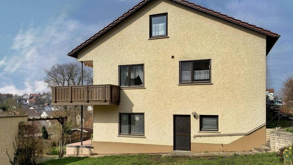 Einfamilienhaus zum Kauf 339.000 € 6 Zimmer 174 m² 771 m² Grundstück frei ab sofort Hambach Dittelbrunn 97456