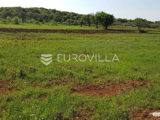 Acker-/Waldstück zum Kauf 40.000 € Rovinjsko Selo Rovinj 52210