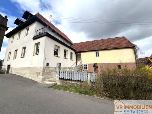 Haus zum Kauf 67.500 € 8 Zimmer 254 m² 1.739 m² Grundstück Eyershausen Bad Königshofen i.Grabfeld 97631