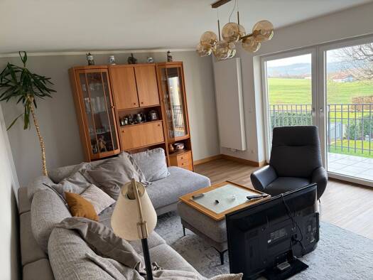 Wohnung zur Miete 850 € 4,5 Zimmer 100 m² Geschoss EG/3 frei ab sofort St.-Gotthard-Straße 8 Schwanenkirchen Hengersberg 94491