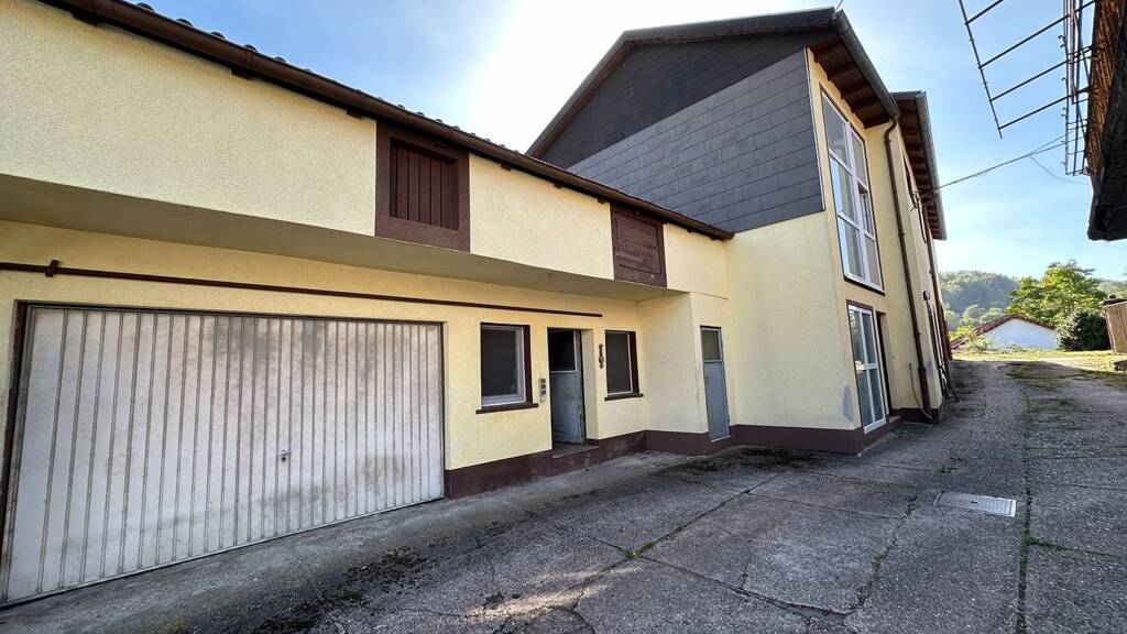 Haus zum Kauf 325.000 € 16 Zimmer 335 m² 4.365 m² Grundstück Eppenbrunn 66957