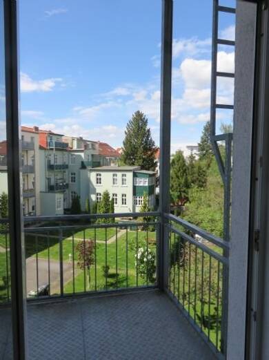 Wohnung zur Miete 425 € 2 Zimmer 67 m² 2. Geschoss frei ab 01.06.2025 Funkplatz.3 Innerstädtischer Bereich Nord 17 Dessau-Roßlau 06844