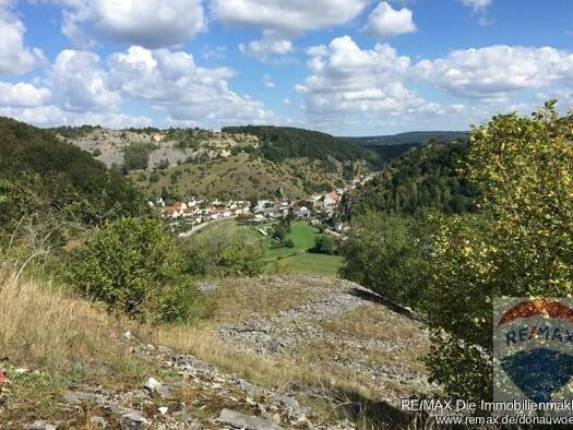 Haus zum Kauf 530.000 € 9 Zimmer 195 m² 1.400 m² Grundstück Mühlheim Mörnsheim 91804